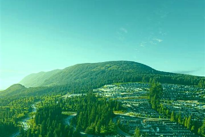 Violet, 35 — Escort in Burke Mountain, Canada