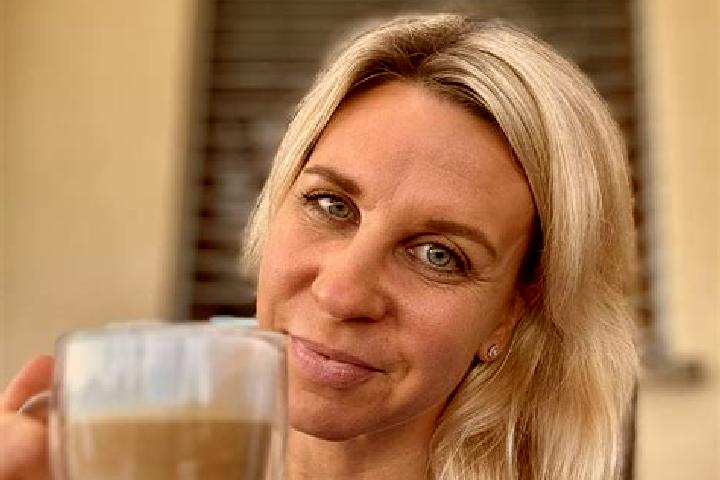 Violet, 35 — Escort in Horni Becva, Czech Republic