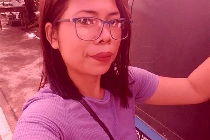 Violet, 35 — Escort in Manito, Philippines