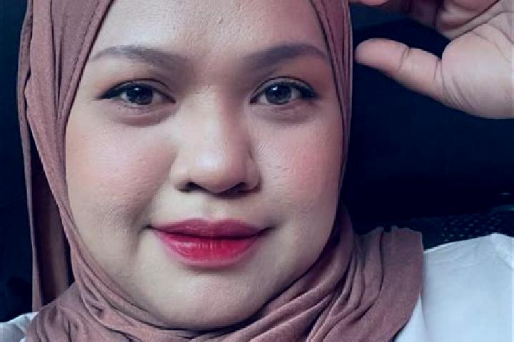 Violet, 35 — Escort in Matu, Malaysia