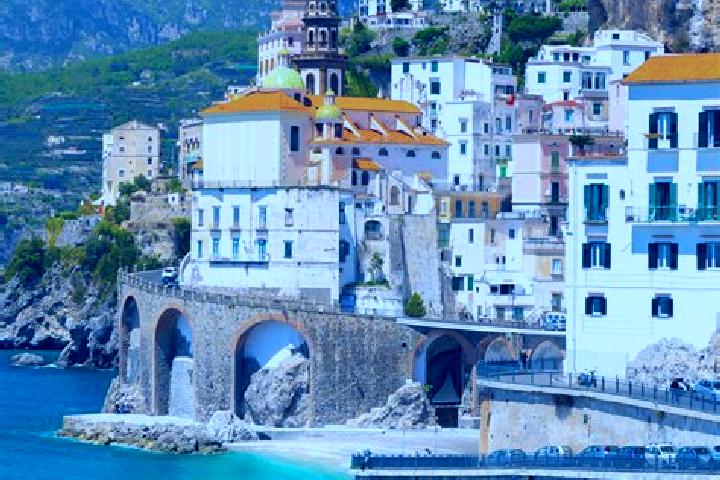 Violet, 35 — Escort in Negrone, Italy