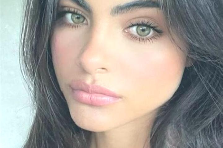 Violet, 36, a red hazel-eyed indian companion based in Momignies. Offering Party Girl, GFE, Duos, Erotic Massage. Available for incall and outcall, overnight...