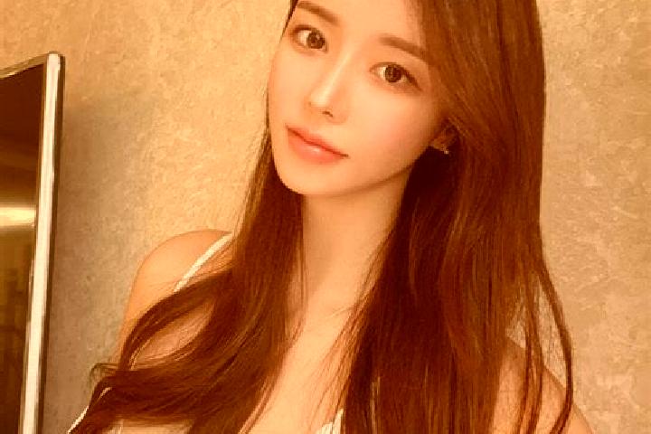 Violet, 36 — Escort in Duzhuang, China