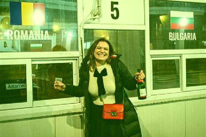 Violet, 36 — Escort in Gorunesti, Romania