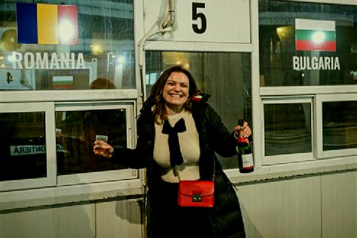 Violet, 36 — Escort in Laicai, Romania