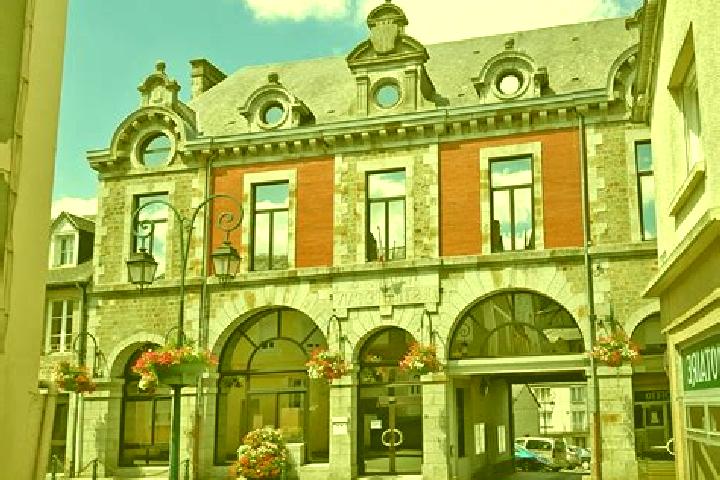 Violet, 36 — Escort in Le Teilleul, France