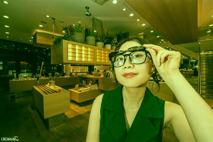 Violet, 36 — Escort in Putrajawa, Indonesia