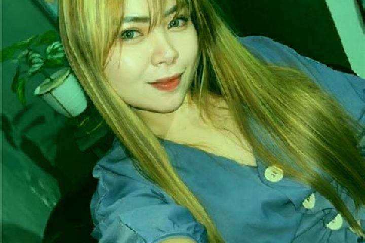 Violet, 36 — Escort in Tompasobaru, Indonesia