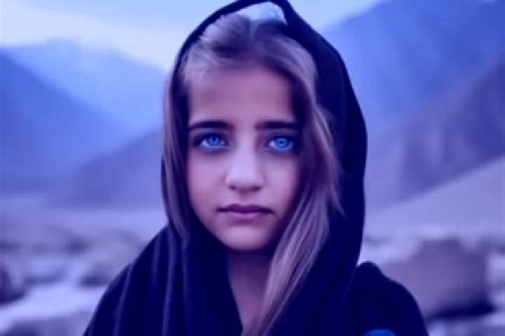Violet, 37, a blonde brown-eyed middle eastern companion based in Nuradilovo. Offering A-Level, Roleplay, GFE. Available for incall and outcall, day and even...