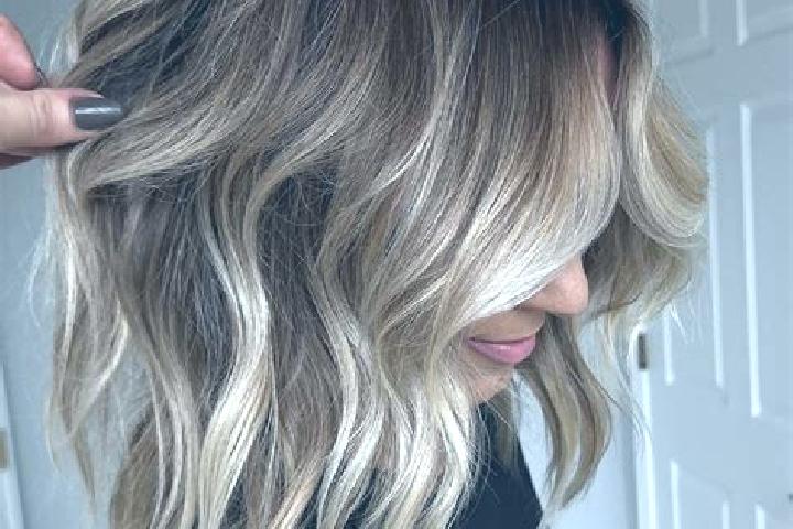 Violet, 37, a dark blonde dark-eyed caucasian companion based in Malacatos. Offering Striptease, Domination, 69, Party Girl, Dinner Date. Available for incal...