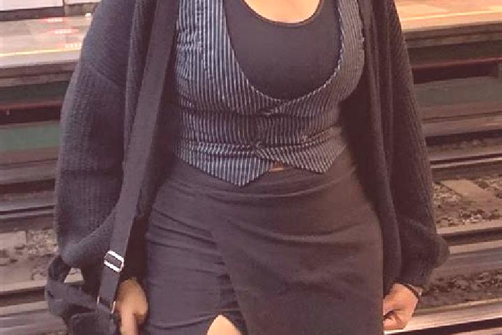 Violet, 37 — Escort in Kovanlik, Turkey