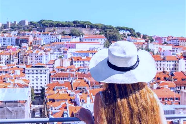 Violet, 37 — Escort in Rosairinho, Portugal