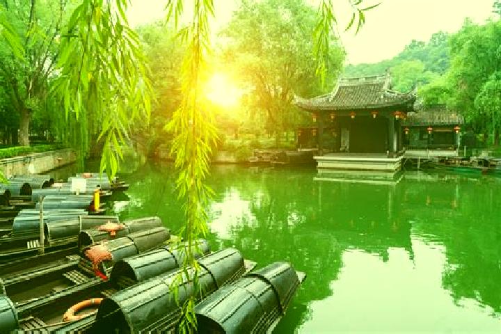 Violet, 37 — Escort in Shangyu, China