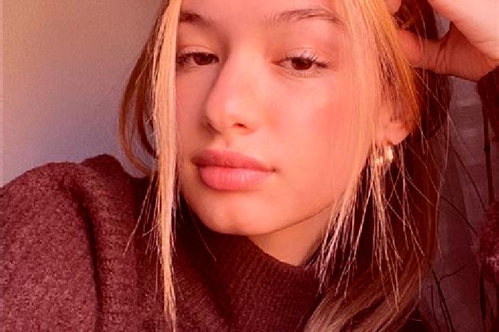 Violet, 38, a blonde brown-eyed indian companion based in Dar Salam. Offering Deep French Kissing, Duos, 69, BDSM. Available for incall and outcall, day and ...