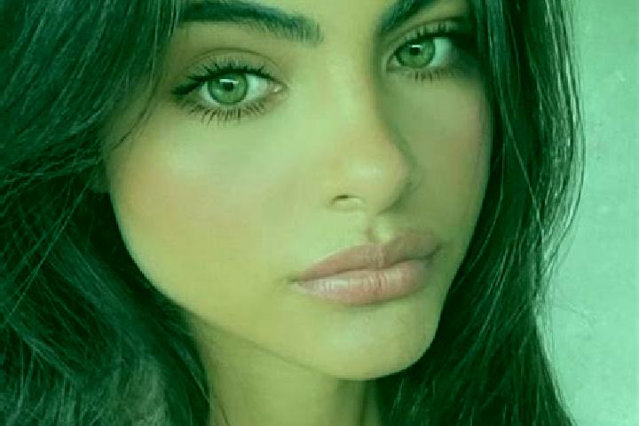 Violet, 38, a brunette dark-eyed indian companion based in Uptar. Offering Deep French Kissing, Prostate Massage, Couples, Overnight, Striptease. Available f...