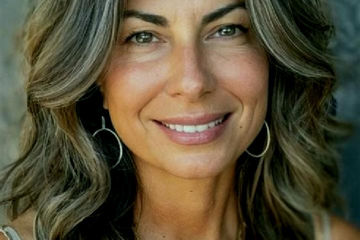 Violet, 38, a brunette grey-eyed latina companion based in Troutdale. Offering 69, Deep French Kissing. Available for incall and outcall, overnight bookings ...