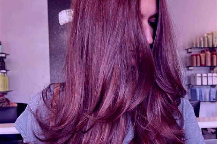Violet, 38, a chestnut brown-eyed european companion based in Altlichtenwarth. Offering Striptease, CIM, Dinner Date, Party Girl, Prostate Massage. Available...