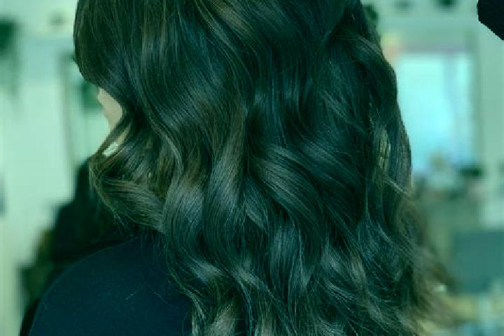 Violet, 38, a chestnut brown-eyed mixed companion based in Pouilly. Offering OWO, Domination, Prostate Massage, Duos, 69. Available for incall and outcall, o...