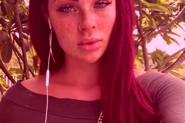 Violet, 38, a red dark-eyed mixed companion based in Miranda do Corvo. Offering Party Girl, BDSM, OWO, Prostate Massage. Available for incall and outcall, ov...