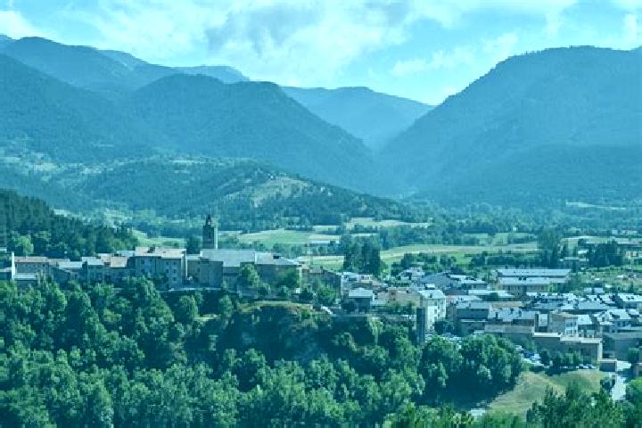 Violet, 38 — Escort in Bellver de Cerdanya, Spain