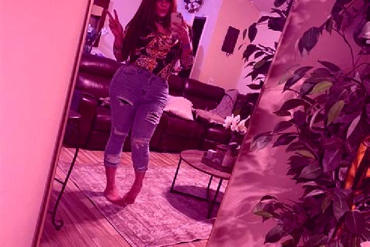 Violet, 38 — Escort in Binpinar, Turkey