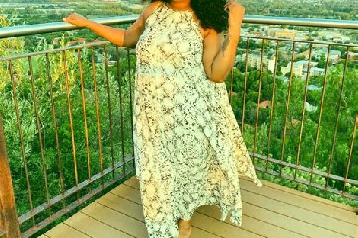 Violet, 38 — Escort in Hertzogville, South Africa