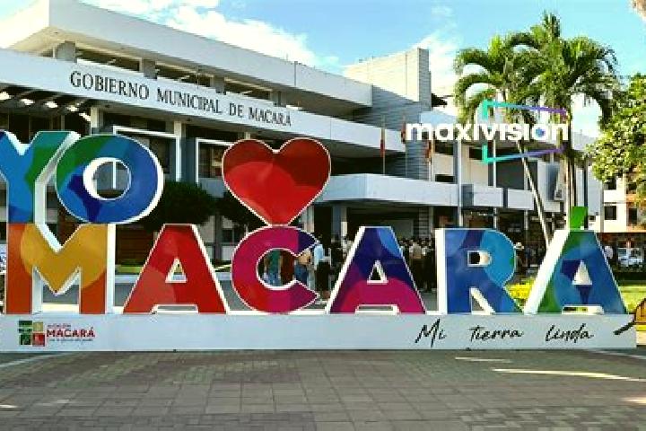 Violet, 38 — Escort in Macara, Ecuador