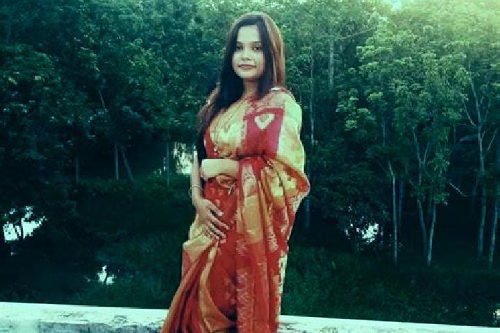 Violet, 38 — Escort in Pabna, Bangladesh