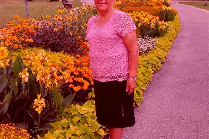 Violet, 38 — Escort in Padina, Serbia