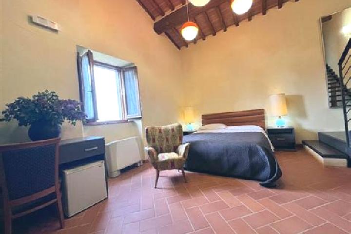 Violet, 38 — Escort in Palazzo del Pero, Italy