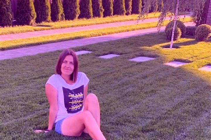 Violet, 38 — Escort in Stara Vyzhivka, Ukraine