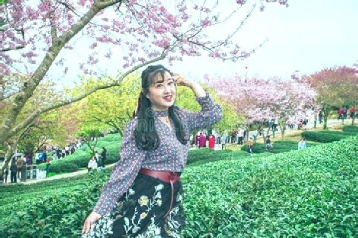 Violet, 38 — Escort in Zhangpu, China