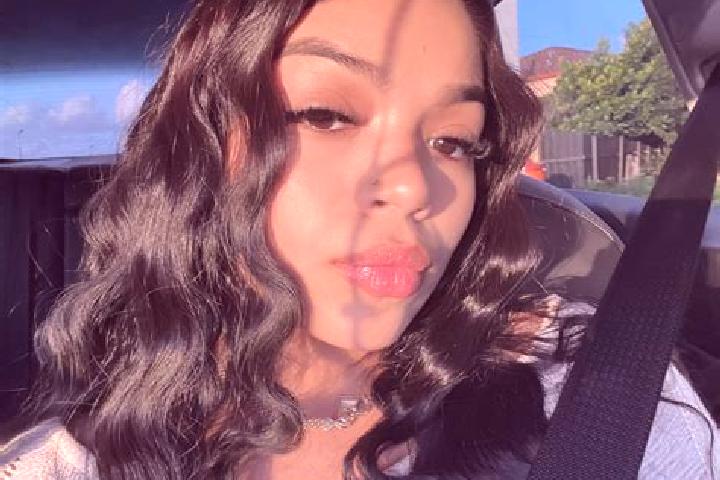 Violet, 39, a black brown-eyed latina companion based in Logresti. Offering GFE, Dinner Date. Available for incall and outcall, day and evening dates.