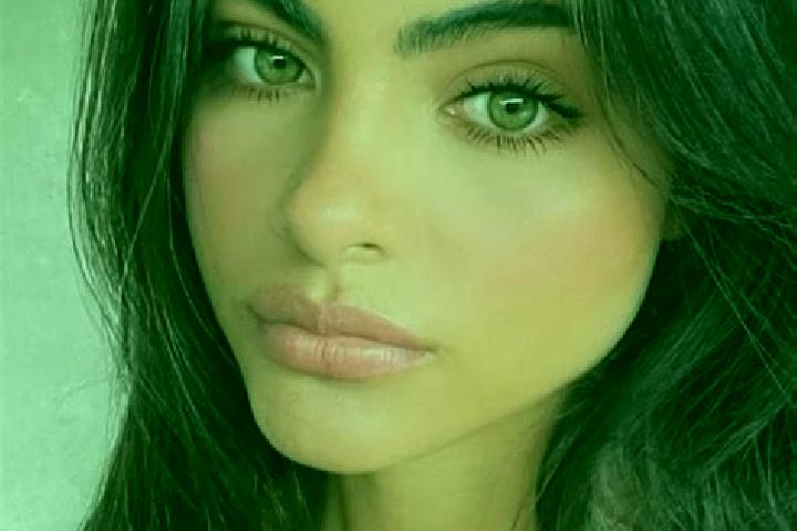 Violet, 39, a brunette green-eyed european companion based in Elzange. Offering Overnight, Domination, CIM, 69. Available for incall and outcall, overnight b...