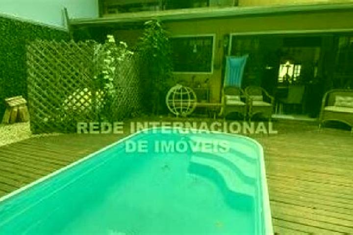 Violet, 39 — Escort in Barroquinha, Brazil