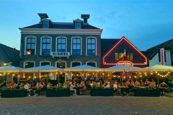 Violet, 39 — Escort in Drachten, Netherlands