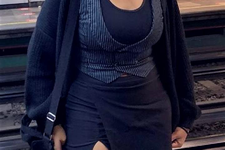Violet, 39 — Escort in Kesikkoeprue, Turkey
