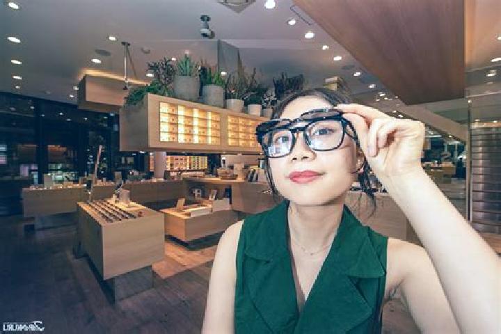 Violet, 39 — Escort in Xiejiawan, China
