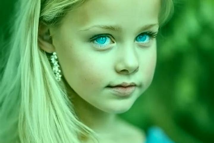 Willow, 20, a blonde blue-eyed ebony companion based in Zukowice. Offering 69, Roleplay. Available for incall and outcall, overnight bookings available.