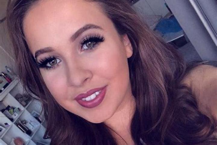 Willow, 20, a brunette grey-eyed caucasian companion based in Ite. Offering Overnight, Fetish, Erotic Massage. Available for incall and outcall, day and even...