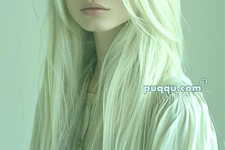 Willow, 20, a platinum blonde blue-eyed european companion based in Satiro Dias. Offering OWO, Couples, Dinner Date. Available for incall and outcall, day an...