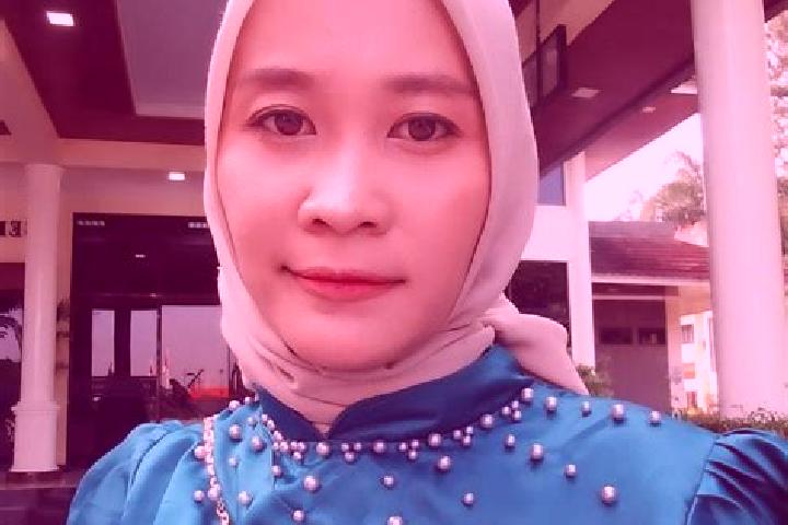 Willow, 20 — Escort in Cikiruh Wetan, Indonesia