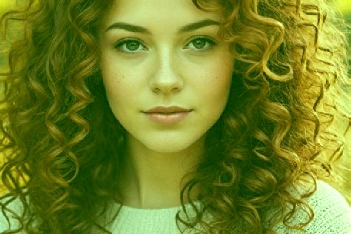 Willow, 21, a auburn dark-eyed slavic companion based in Weining. Offering Couples, CIM. Available for incall and outcall, day and evening dates.