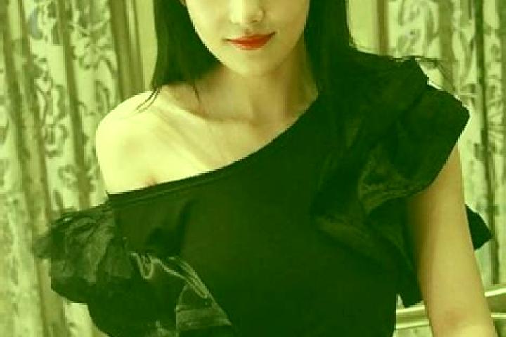 Willow, 21, a black grey-eyed asian companion based in Merenii de Sus. Offering Dinner Date, Domination, BDSM, Party Girl. Available for incall and outcall, ...
