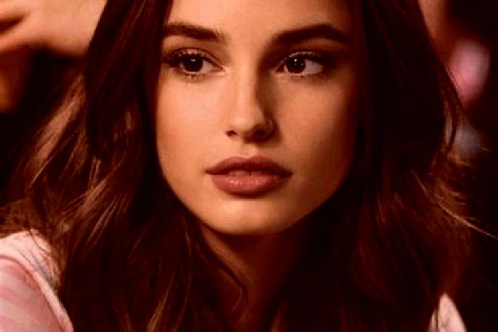 Willow, 21, a brunette brown-eyed indian companion based in Neuzeug. Offering Massage, Prostate Massage, Deep French Kissing, Striptease, BDSM. Available for...