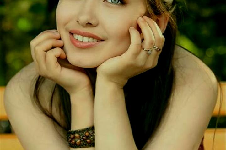 Willow, 21, a chestnut blue-eyed asian companion based in Bac Giang. Offering 69, OWO, Tantra, BDSM. Available for incall and outcall, day and evening dates.