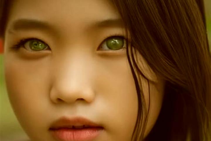 Willow, 21, a chestnut green-eyed asian companion based in Sangkangunung. Offering Deep French Kissing, Domination, GFE. Available for incall and outcall, ov...