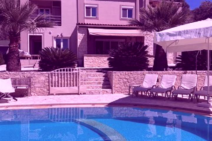 Willow, 21 — Escort in Alikianos, Greece