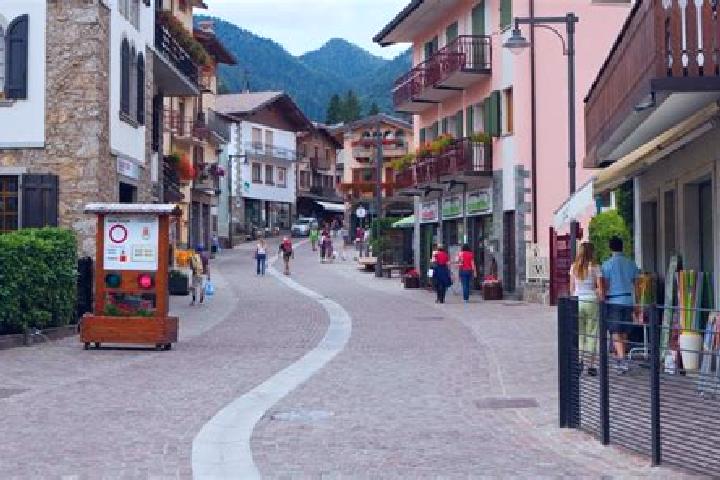 Willow, 21 — Escort in Castione della Presolana, Italy