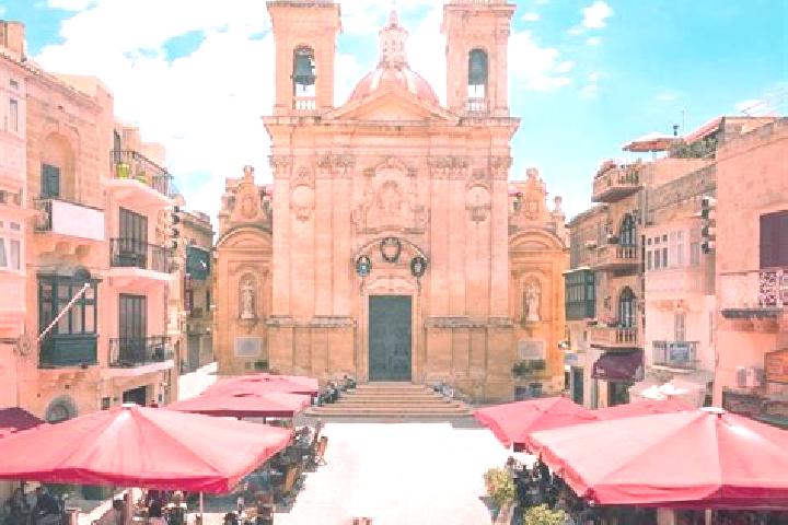 Willow, 21 — Escort in Ghasri, Malta